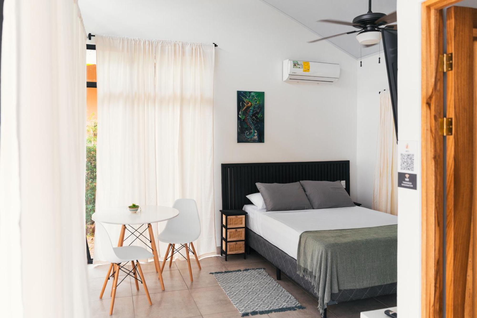 Tamandua Homes El Centro De Увіта Екстер'єр фото